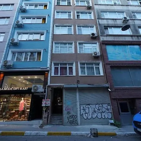 Galata Tower/galataport 2+1 *